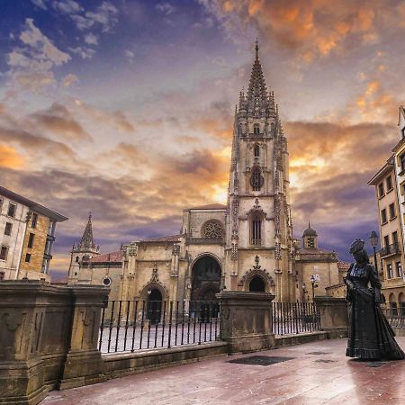 Casco Historico-Catedral Parking Incluido Apartment Oviedo Bagian luar foto