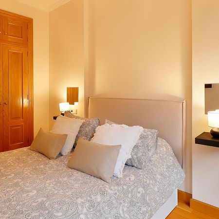 Casco Historico-Catedral Parking Incluido Apartment Oviedo Bagian luar foto